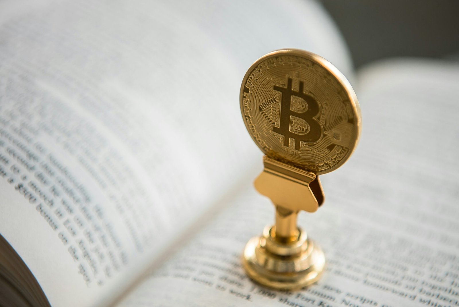 Invest1now.com Cryptocurrency: Smart Guides for Crypto Beginners