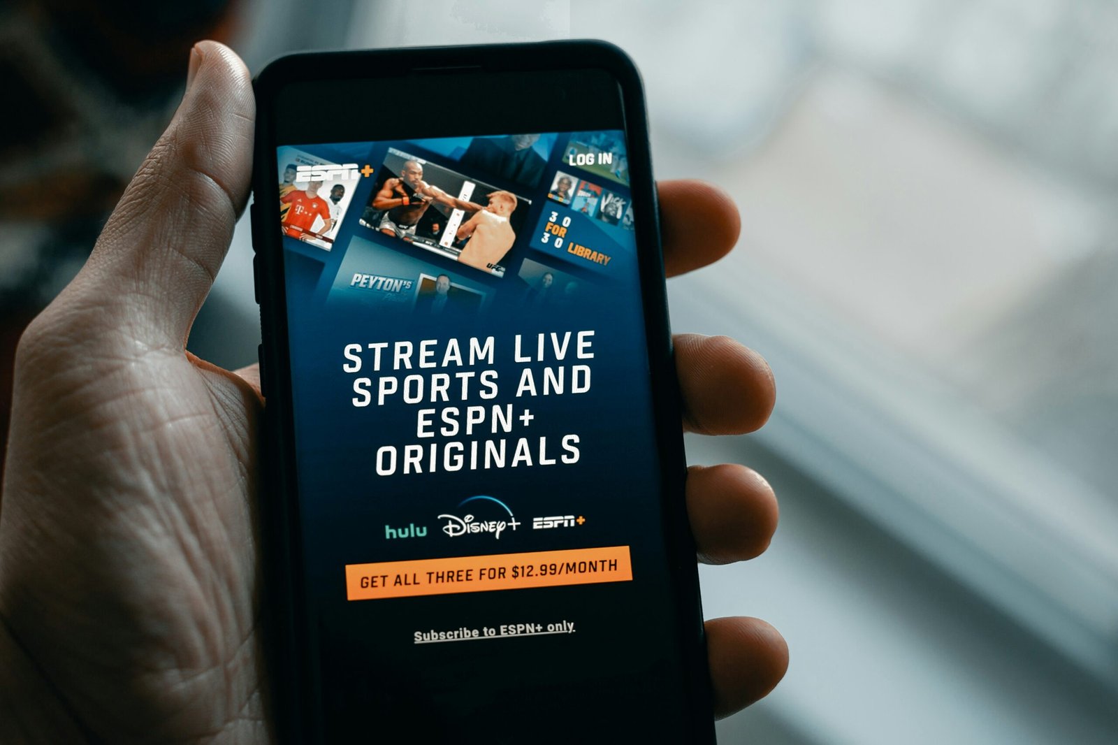 Methatreams: Enhancing Live Streaming with Real-Time Interaction and Community Engagement