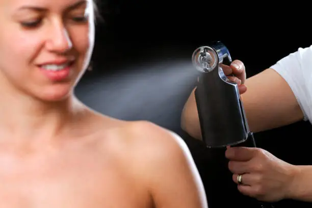 Common Mistakes to Avoid Before and After a Spray Tan